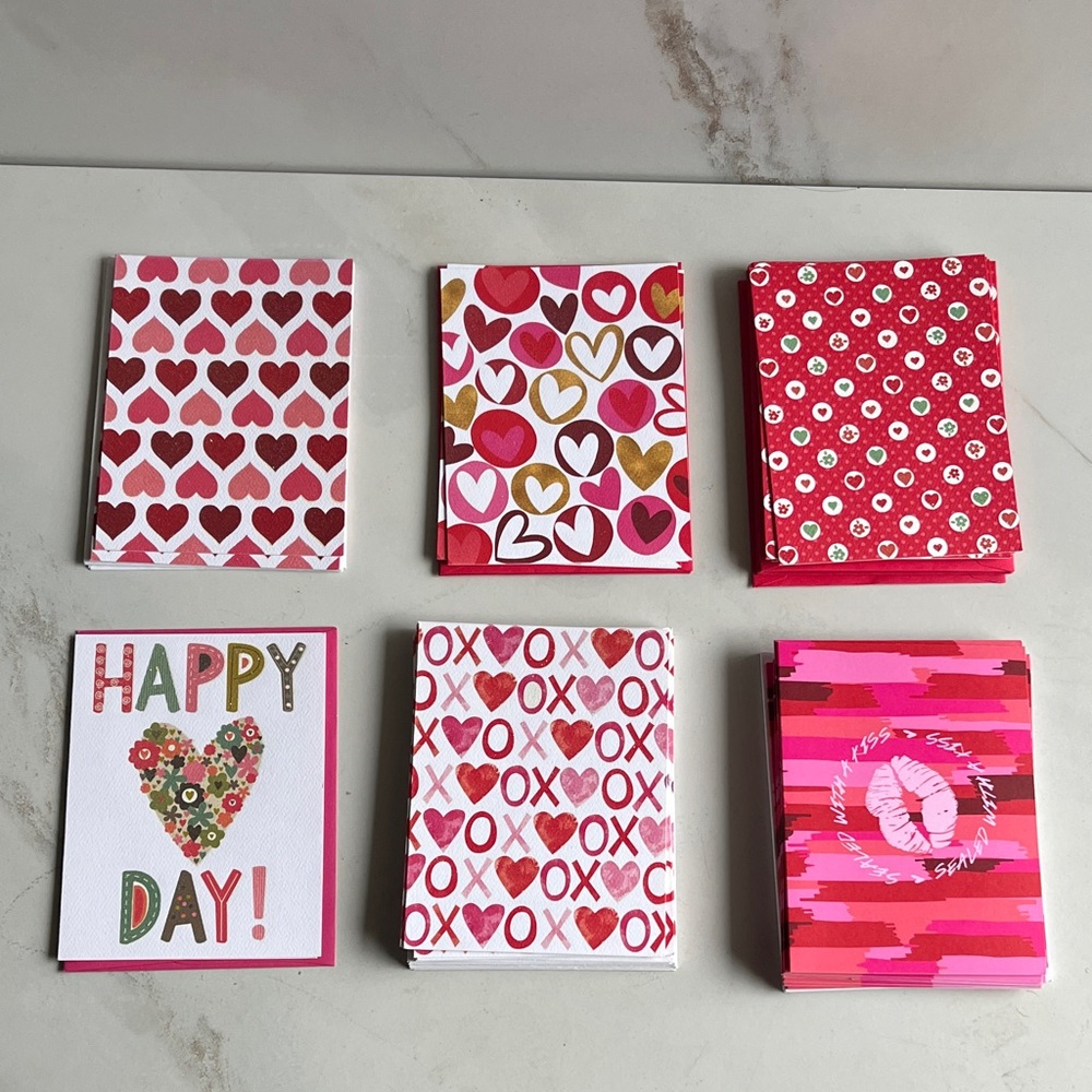 Set of Valentine’s Day Heart and Floral Greeting Cards